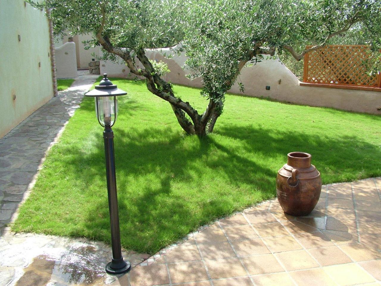 Addisora Appartamenti Cala Liberotto Exterior photo